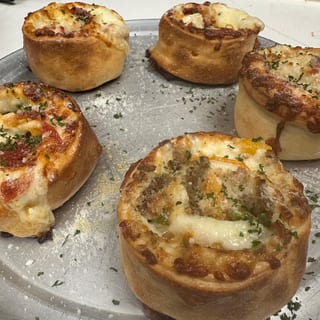 CHEESESTEAK PINWHEELS (5)