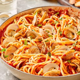 Linguine W/ Clam Sauce (Red)