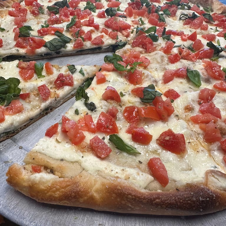 Savor Our White Pizza