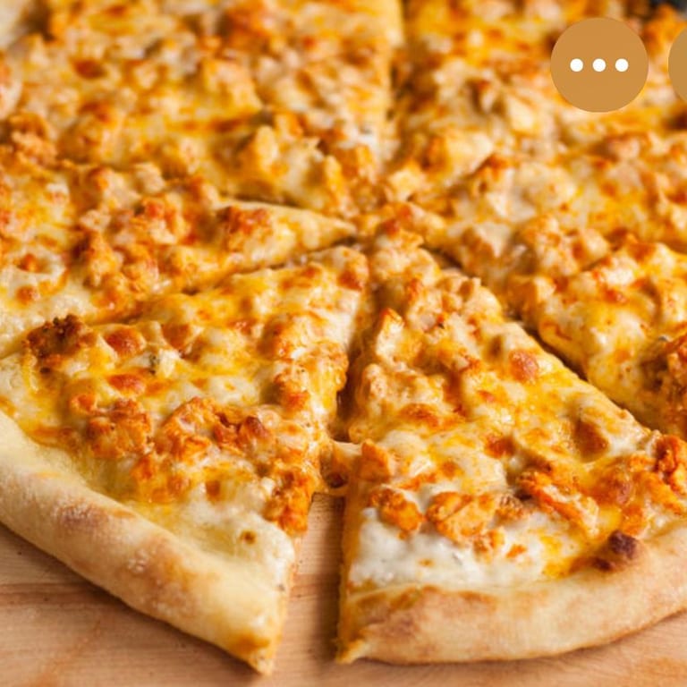 Buffalo Chicken Pizza Delight