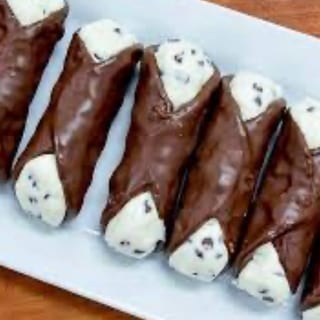 Chocolate Dipped Cannoli